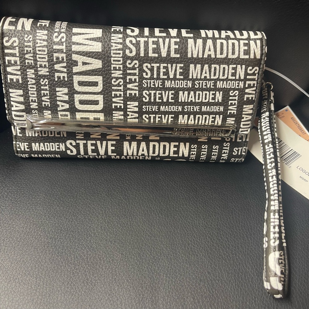 Steve Madden Black & White logobar trifold wallet NWT